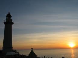 First rays of the sun on Cape Dai Lanh  - ảnh 2